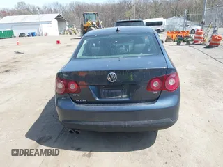 2009 Volkswagen Jetta SE с VIN 3VWRZ71K69M024624, выставлен на аукционе IAAI как лот 41919261 с пробегом 141 601 миль миль и . История ставок и продаж доступна на DreamBid. Изображение 16.