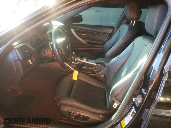 2015 BMW 3 Series 328i xDrive с VIN WBA3B5C59FF960920, выставлен на аукционе Copart как лот 45371575 с пробегом 136 260 миль миль и Списание • Salvage title. История ставок и продаж доступна на DreamBid. Изображение 7.