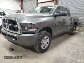 2011 Ram 2500 SLT z VIN 3D7TT2CT0BG600561, wystawiony jako Copart lot #49822465 z przebiegiem 111 586 mil mil oraz Szkoda całkowita • Salvage title. Historia ofert i sprzedaży dostępna na DreamBid. Obrazek 1.