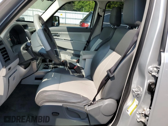 2008 Jeep Liberty Limited with VIN 1J8GN58K78W172689, listed as a Copart auction lot 62203645 with 96,355 mi miles and Clean title. Bid and sale history available at DreamBid. Image 7.
