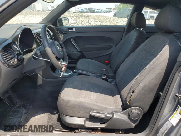 2012 Volkswagen Beetle Entry с VIN 3VWFP7AT3CM616393, выставлен на аукционе Copart как лот 56279015 с пробегом 184 363 миль миль и Чистый • Clean title. История ставок и продаж доступна на DreamBid. Изображение 7.
