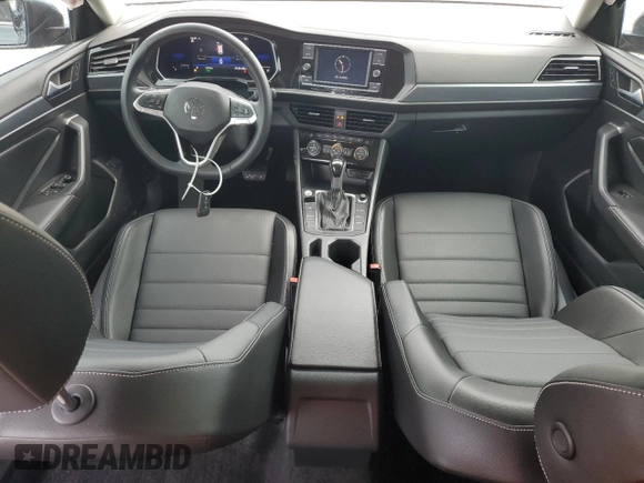 2022 Volkswagen Jetta SE with VIN 3VWEM7BU8NM010697, listed as a Copart auction lot 56521505 with 9,110 mi miles and Salvage title. Bid and sale history available at DreamBid. Image 8.