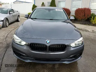 2016 BMW 3 Series 320i xDrive с VIN WBA8E5G50GNU21486, выставлен на аукционе Copart как лот 52612825 с пробегом 74 367 миль миль и Списание • Salvage title. История ставок и продаж доступна на DreamBid. Изображение 5.
