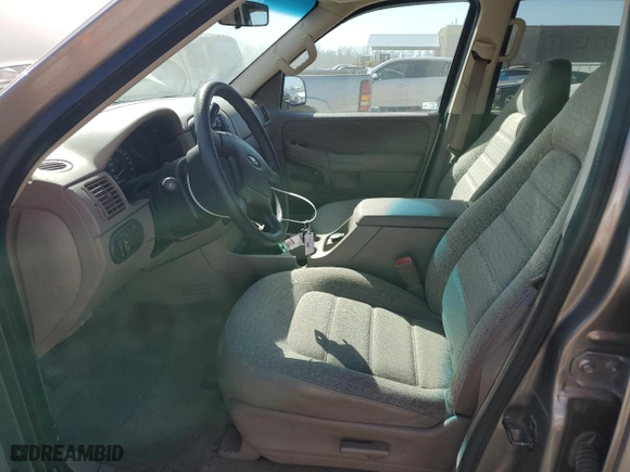 2002 Ford Explorer XLS with VIN 1FMZU72E32ZB26327, listed as a Copart auction lot 48539605 with 121,104 mi miles and Salvage Title. Bid and sale history available at carsss.com. Image 7.