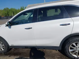 2017 Kia Sorento LX with VIN 5XYPGDA54HG187891, listed as a IAAI auction lot 42122755 with 143,131 mi miles and . Bid and sale history available at carsss.com. Image 14.