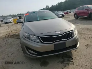 2013 Kia Optima SX с VIN 5XXGR4A6XDG248081, выставлен на аукционе Copart как лот 55997735 с пробегом 122 088 миль миль и Списание • Salvage title. История ставок и продаж доступна на DreamBid. Изображение 13.