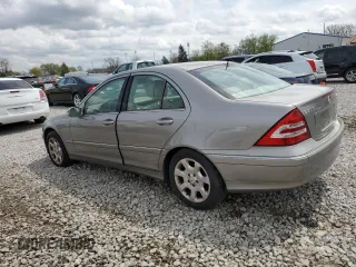 2006 Mercedes-Benz C 280 Luxury with VIN WDBRF92HX6F772006, listed as a Copart auction lot 52244315 with 153,288 mi miles and Clean Title. Bid and sale history available at DreamBid. Image 2.