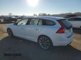 2015 Volvo V60 T5 Drive-E Platinum with VIN YV140MEM1F1266256, listed as a Copart auction lot 83092644 with 44,048 mi miles and Salvage Title. Bid and sale history available at carsss.com. Image 2.