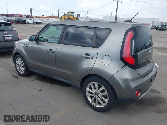 2018 Kia Soul + with VIN KNDJP3A5XJ7579843, listed as a IAAI auction lot 42086255 with 106,886 mi miles. Bid and sale history available at carsss.com. Image 3.