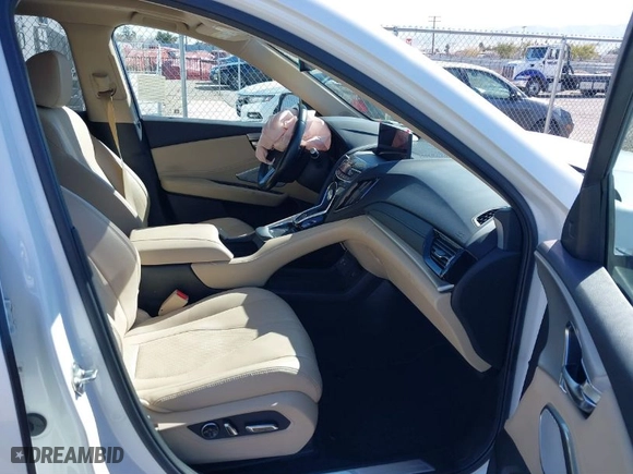 2019 Acura RDX w/Technology Pkg with VIN 5J8TC1H52KL020943, listed as a IAAI auction lot 41640742 with 49,904 mi miles. Bid and sale history available at carsss.com. Image 5.