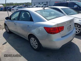 2013 Kia Forte LX with VIN KNAFT4A24D5708816, listed as a IAAI auction lot 41939208 with 179,589 mi miles. Bid and sale history available at carsss.com. Image 3.