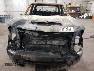 2022 Chevrolet Silverado 1500 with VIN 2GC4YTE9N1216757, listed as a Copart auction lot 73673312 with Not Provided miles and Non Repairable. Bid and sale history available at DreamBid. Image 5.