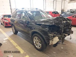 2009 Volvo XC90 I6 with VIN YV4CZ982991516343, listed as a IAAI auction lot 41789237 with 176,501 mi miles. Bid and sale history available at carsss.com. Image 1.