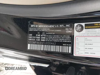 2015 Mercedes-Benz C-Class C 300 Luxury with VIN 55SWF4KB5FU020462, listed as a IAAI auction lot 40770678 with 136,442 mi miles. Bid and sale history available at carsss.com. Image 9.