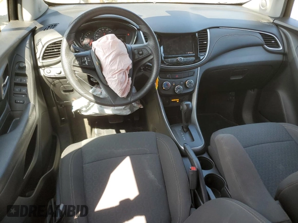 2021 Chevrolet Trax LS z VIN KL7CJNSB1MB336852, wystawiony jako Copart lot #58030405 z przebiegiem 20 908 mil mil oraz Szkoda całkowita • Salvage title. Historia ofert i sprzedaży dostępna na DreamBid. Obrazek 8.