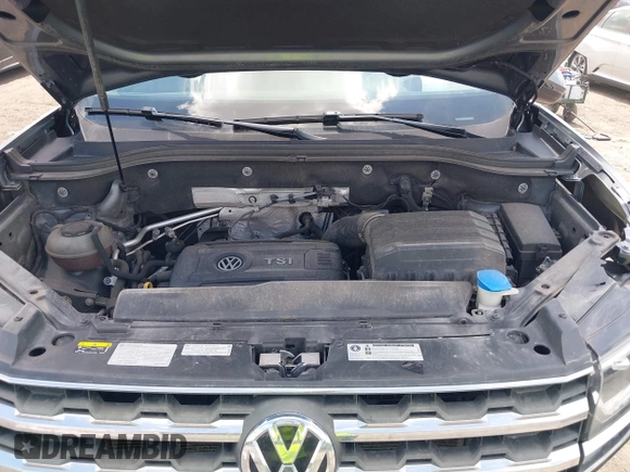 2018 Volkswagen Atlas SE с VIN 1V2CP2CA2JC593755, выставлен на аукционе IAAI как лот 42381332 с пробегом 62 664 миль миль и . История ставок и продаж доступна на DreamBid. Изображение 10.