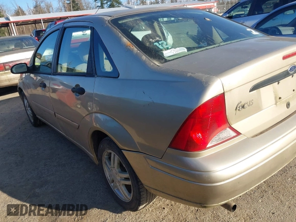 2001 Ford Focus SE with VIN 1FAFP34P71W313484, listed as a IAAI auction lot 41740406 with 141,385 mi miles and . Bid and sale history available at carsss.com. Image 3.