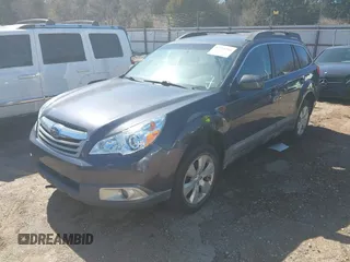 2010 Subaru Outback Premium All-Weather Anniversary z VIN 4S4BRBCC4A3357449, wystawiony jako IAAI lot #41719216 z przebiegiem 200 784 mil mil oraz . Historia ofert i sprzedaży dostępna na DreamBid. Obrazek 2.