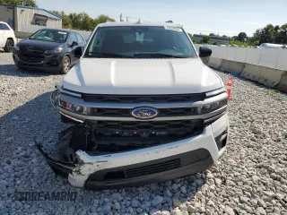 2023 Ford Expedition XL with VIN 1FMJU1G85PEA19176, listed as a Copart auction lot 70658624 with 16,243 mi miles and Salvage Title. Bid and sale history available at carsss.com. Image 5.
