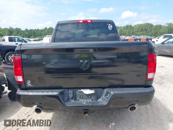 2015 Ram 1500 Express z VIN 3C6RR6KT3FG687249, wystawiony jako IAAI lot #42253945 z przebiegiem 162 166 mil mil oraz . Historia ofert i sprzedaży dostępna na DreamBid. Obrazek 16.