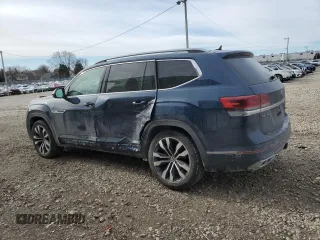 2021 Volkswagen Atlas SEL Premium R-Line with VIN 1V2FR2CA1MC537446, listed as a Copart auction lot 42695215 with 53,537 mi miles and Non repairable. Bid and sale history available at DreamBid. Image 2.