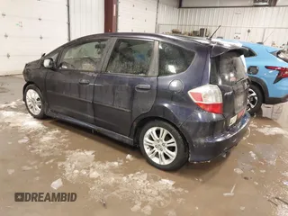 2010 Honda Fit Sport с VIN JHMGE8H47AC013526, выставлен на аукционе IAAI как лот 41617145 с пробегом 108 459 миль миль и . История ставок и продаж доступна на DreamBid. Изображение 3.