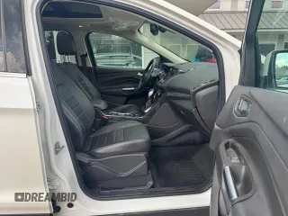 2014 Ford Escape Titanium with VIN 1FMCU9J94EUC63638, listed as a Copart auction lot 55880505 with 198,112 mi miles and Clean Title. Bid and sale history available at DreamBid. Image 5.