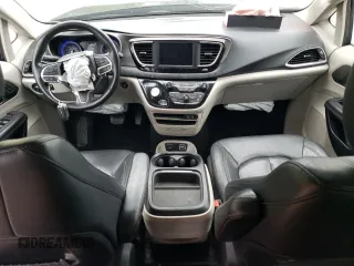 2020 Chrysler Pacifica Touring L with VIN 2C4RC1BG0LR182341, listed as a Copart auction lot 58519235 with 80,212 mi miles and Salvage title. Bid and sale history available at DreamBid. Image 8.