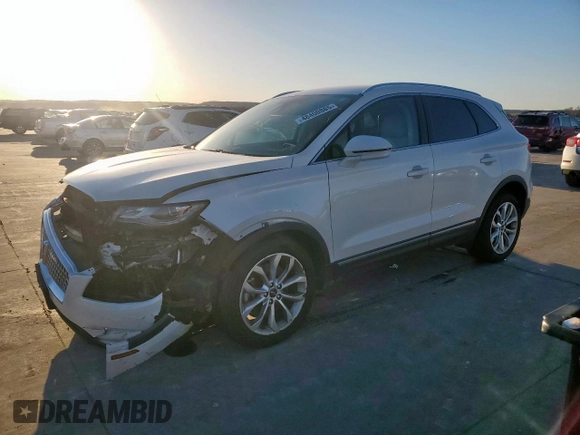 2019 Lincoln MKC Select with VIN 5LMCJ2D90KUL37996, listed as a Copart auction lot 48400885 with 57,264 mi miles and Salvage title. Bid and sale history available at DreamBid. Image 1.
