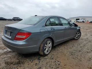 2012 Mercedes-Benz C 250 Sport z VIN WDDGF4HB7CA598084, wystawiony jako Copart lot #57668635 z przebiegiem Nie podano mil oraz Szkoda całkowita • Salvage title. Historia ofert i sprzedaży dostępna na DreamBid. Obrazek 3.