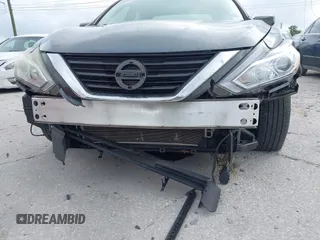 2016 Nissan Altima SR with VIN 1N4AL3APXGC129614, listed as a IAAI auction lot 41914117 with 98,595 mi miles and . Bid and sale history available at carsss.com. Image 6.