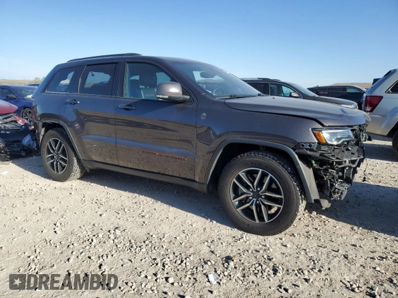 2019 Jeep Grand Cherokee Trailhawk with VIN 1C4RJFLT1KC541766, listed as a Copart auction lot 52571995 with 68,570 mi miles and Salvage title. Bid and sale history available at DreamBid. Image 4.