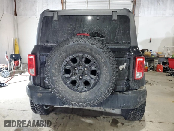 2022 Ford Bronco with VIN 1FMDE5AH7NLB79711, listed as a Copart auction lot 88099785 with 28,044 mi miles and Salvage title. Bid and sale history available at DreamBid. Image 6.