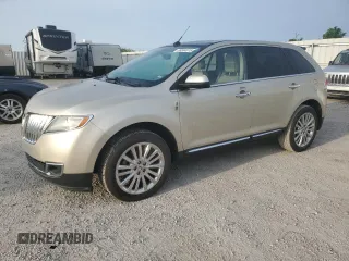 2011 Lincoln MKX z VIN 2LMDJ6JK1BBJ20361, wystawiony jako Copart lot #55584515 z przebiegiem 112 816 mil mil oraz Szkoda całkowita • Salvage title. Historia ofert i sprzedaży dostępna na DreamBid. Obrazek 1.
