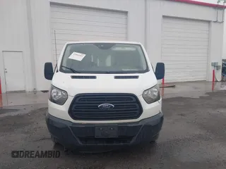 2018 Ford Transit с VIN 1FTYE1ZM2JKB20887, выставлен на аукционе IAAI как лот 42060582 с пробегом 257 476 миль миль и . История ставок и продаж доступна на DreamBid. Изображение 12.