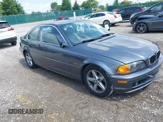 2002 BMW 3 Series 325Ci with VIN WBABN33402PG56171, listed as a IAAI auction lot 42657532 with 166,553 mi miles and . Bid and sale history available at DreamBid. Image 1.