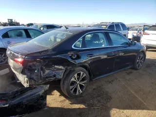 2022 Volkswagen Passat 2.0T SE with VIN 1VWSA7A3XNC000162, listed as a Copart auction lot 80761534 with 40,052 mi miles and Salvage Title. Bid and sale history available at carsss.com. Image 3.