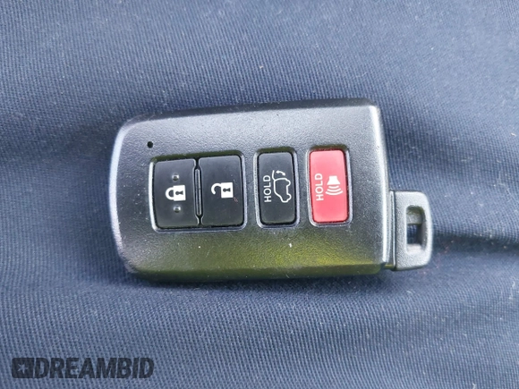2018 Toyota Highlander SE with VIN 5TDJZRFH1JS895847, listed as a IAAI auction lot 42667973 with 93,876 mi miles and . Bid and sale history available at DreamBid. Image 11.