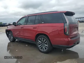 2021 Cadillac Escalade Sport z VIN 1GYS3FKL9MR226155, wystawiony jako Copart lot #55998785 z przebiegiem 96 725 mil mil oraz Szkody całkowita. Historia ofert i sprzedaży dostępna na DreamBid. Obrazek 2.