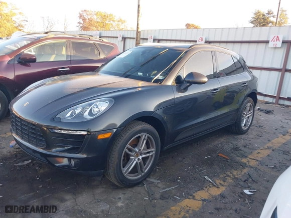 2017 Porsche Macan with VIN WP1AA2A5XHLB00963, listed as a IAAI auction lot 41015731 with 1 mi miles. Bid and sale history available at carsss.com. Image 17.