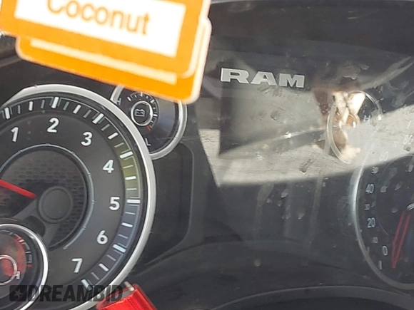 2019 Ram 1500 Big Horn z VIN 1C6RREFT4KN769061, wystawiony jako IAAI lot #41356744 z przebiegiem Nie podano mil oraz . Historia ofert i sprzedaży dostępna na DreamBid. Obrazek 15.