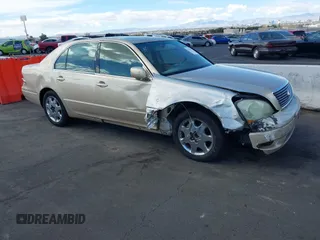 2001 Lexus LS 430 with VIN JTHBN30F110023609, listed as a IAAI auction lot 41759767 with 271,391 mi miles. Bid and sale history available at carsss.com. Image 1.