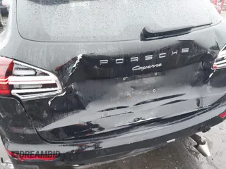 2018 Porsche Cayenne z VIN WP1AA2A26JKA04958, wystawiony jako IAAI lot #41477256 z przebiegiem 82 395 mil mil oraz . Historia ofert i sprzedaży dostępna na DreamBid. Obrazek 6.