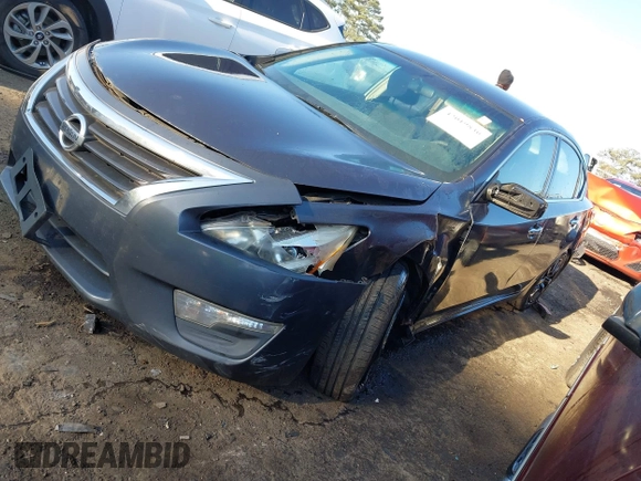 2013 Nissan Altima SV with VIN 1N4AL3AP6DC199929, listed as a IAAI auction lot 42019830 with 187,392 mi miles and . Bid and sale history available at carsss.com. Image 2.