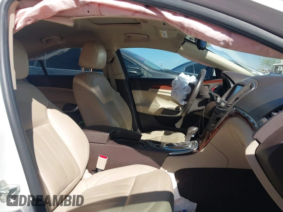 2016 Buick Regal Premium II with VIN 2G4GS5GX5G9110692, listed as a IAAI auction lot 41905898 with 53,337 mi miles. Bid and sale history available at carsss.com. Image 5.