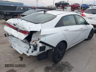 2022 Hyundai Elantra SEL with VIN 5NPLM4AG3NH060174, listed as a IAAI auction lot 41891250 with 24,326 mi miles and . Bid and sale history available at DreamBid. Image 4.