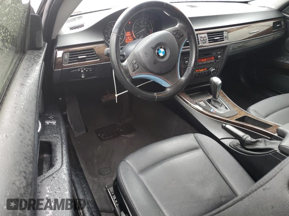 2012 BMW 3 Series 328i with VIN WBAKE5C59CJ106098, listed as a Copart auction lot 51977925 with 136,275 mi miles and Salvage title. Bid and sale history available at DreamBid. Image 8.