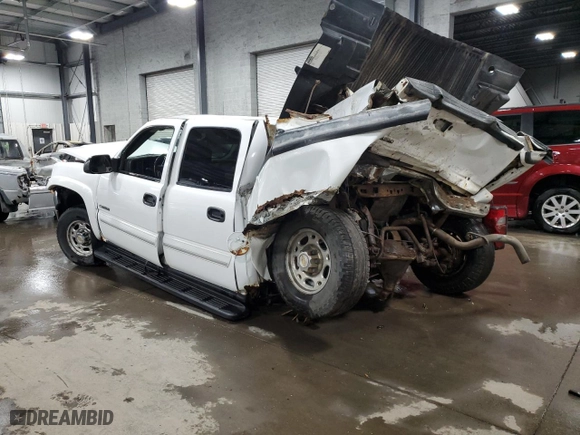 2004 Chevrolet Silverado 2500 Crew Cab LT with VIN 1GCGK23U24F106374, listed as a Copart auction lot 78864084 with 0 mi miles and Non Repairable. Bid and sale history available at carsss.com. Image 2.