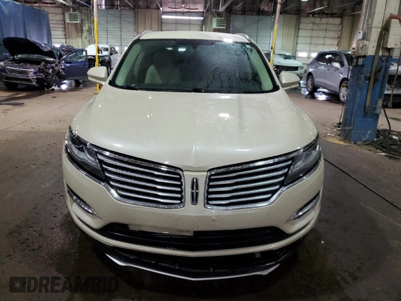 2018 Lincoln MKC Premiere with VIN 5LMCJ1D99JUL20638, listed as a Copart auction lot 45982755 with 45,024 mi miles and Clean title. Bid and sale history available at DreamBid. Image 5.