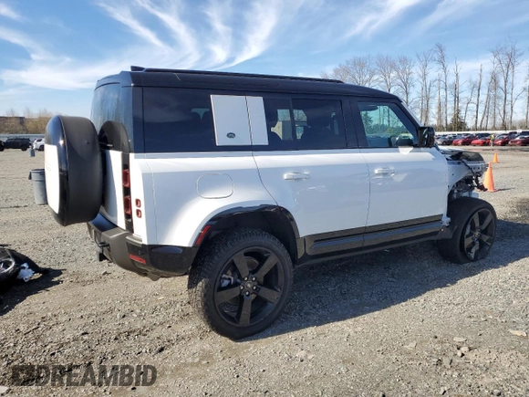 2024 Land Rover Defender X-Dynamic SE with VIN SALE2EEU7R2304560, listed as a Copart auction lot 47062695 with 5,495 mi miles and Salvage title. Bid and sale history available at DreamBid. Image 3.